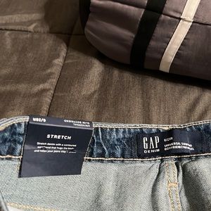 BLUE UNIVERSAL SLIM BOYFRIEND JEANS